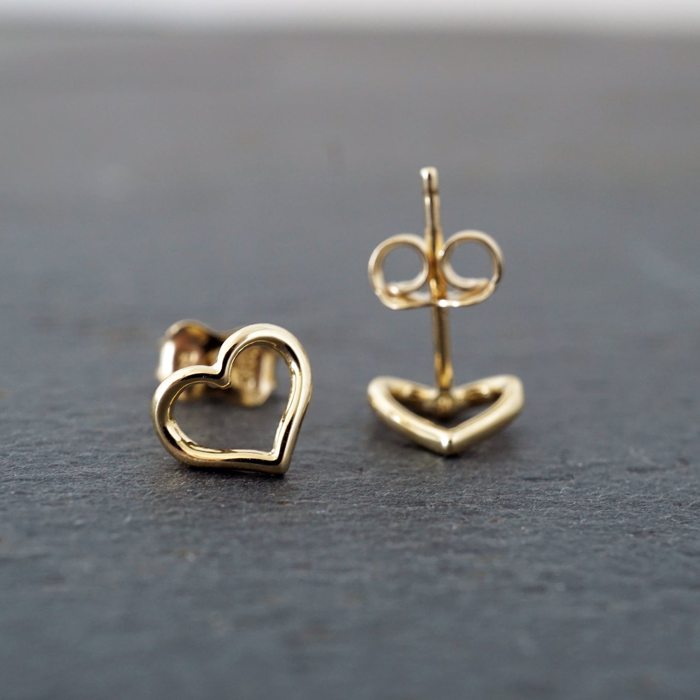 Heart Outline 10k Gold Studs