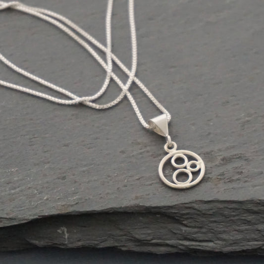 3 Circles Encircled Pendant v.1
