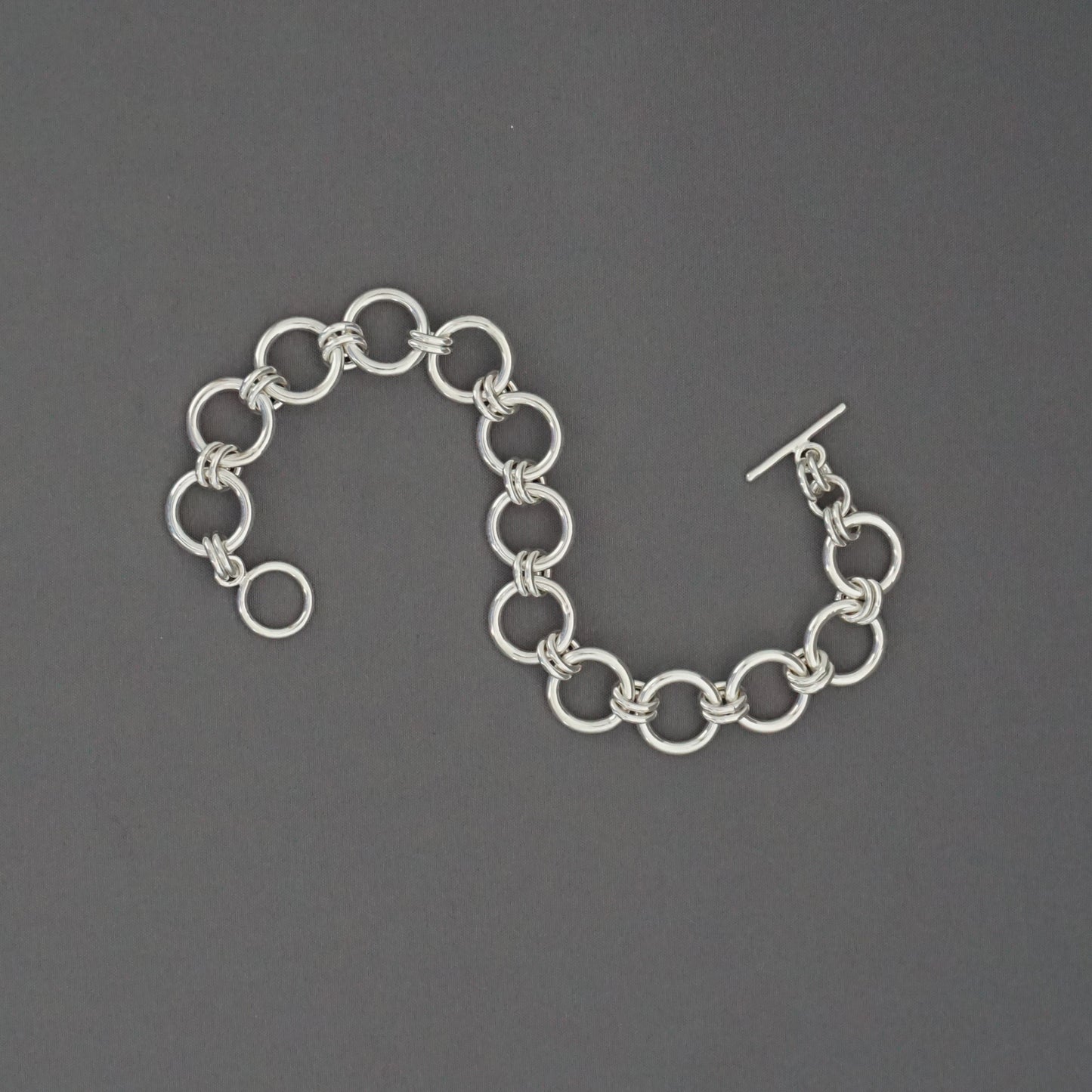 Classic Chunky Circle Bracelet