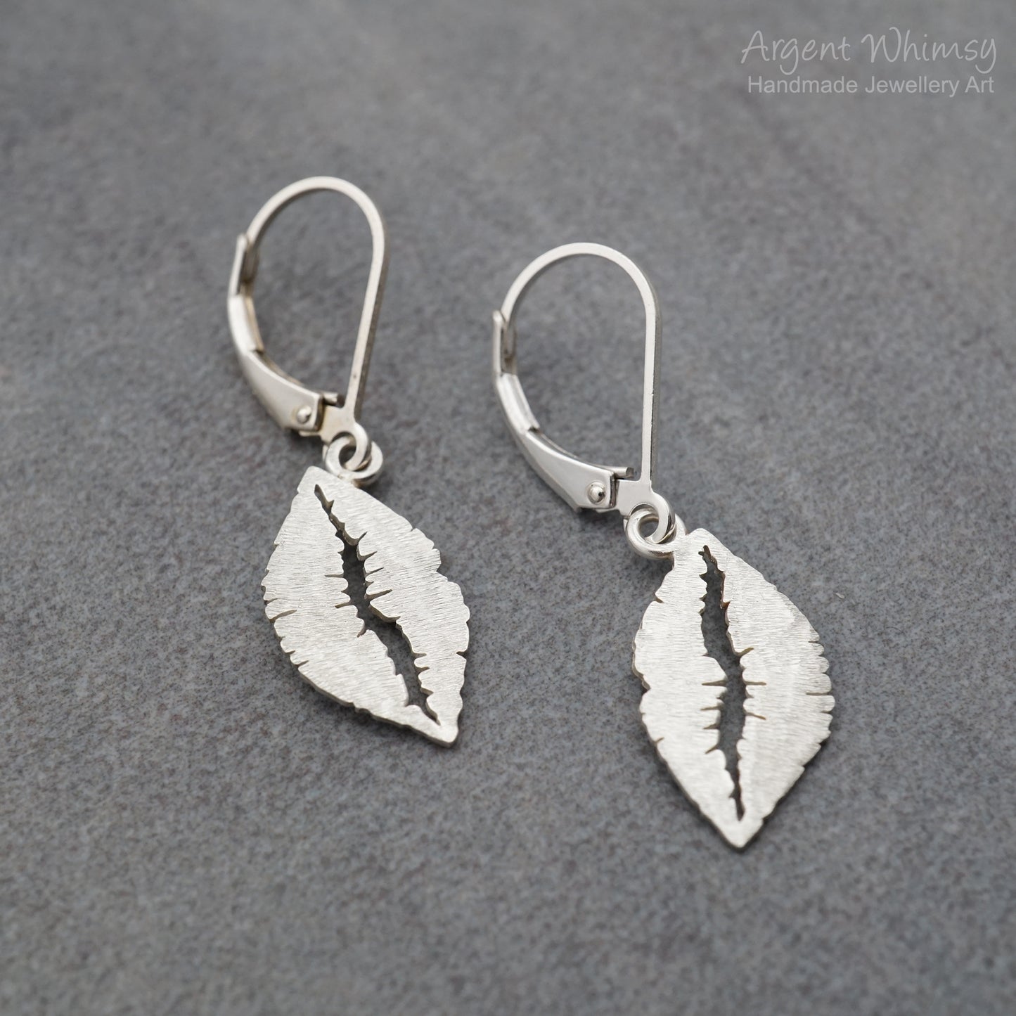 Medium Dangle Lip Earrings