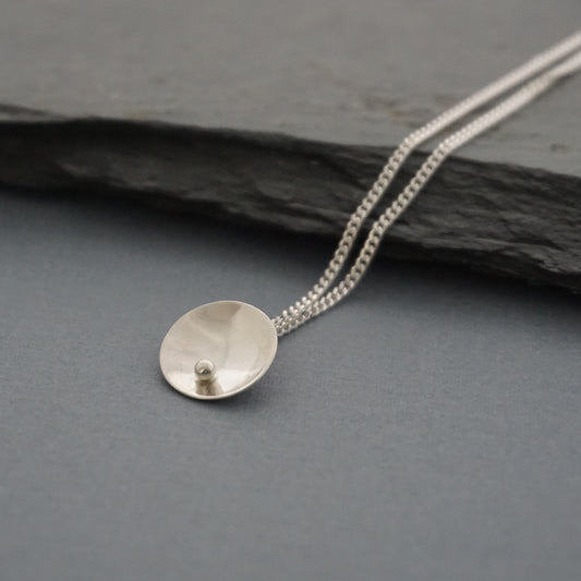 Single Granulation Disc Pendant